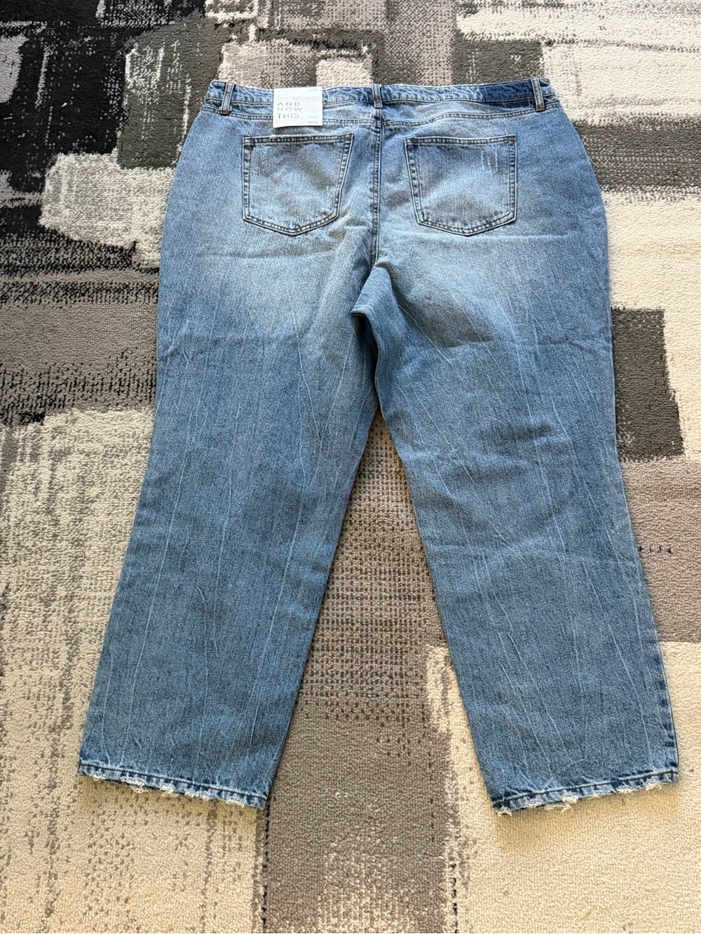 And Now This baggy jeans - Picture 5 of 6